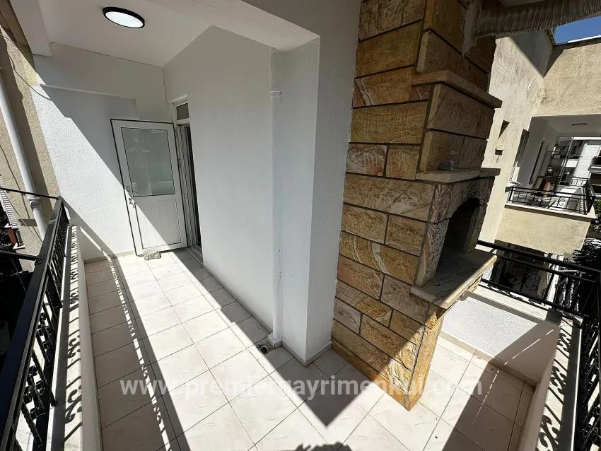 Im Çamlık, nahe am Meer, renoviertes Appartement mit Frontansicht, großes 2+1-zimmer