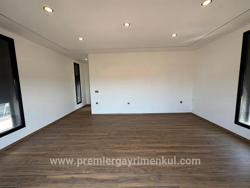Nahe dem Hisar Sağtur Denizi, exklusive Luxus-villa 4+1 mit eigenem Pool