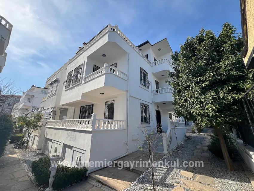 Для продажи Вилла 4+1 в Efeler Didim Yenihisar - 280 m²