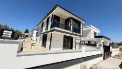 Didim Yenihisar Hisar Mah. Satılık 3+1 Villa - 250 m²